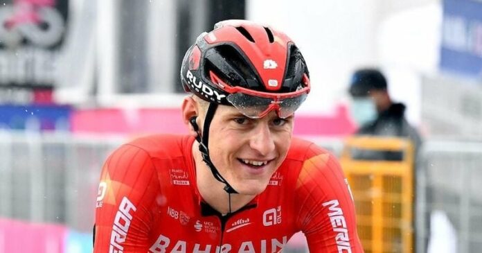 Cyclisme : Le Coureur Suisse Gino Mäder Est Décédé à 26 Ans Après Sa ...