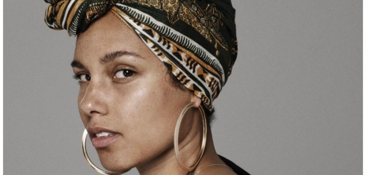 Alicia Keys a décidé de ne plus JAMAIS mettre de maquillage… Peut-être que vous serez d’accord avec en comprenant pourquoi !