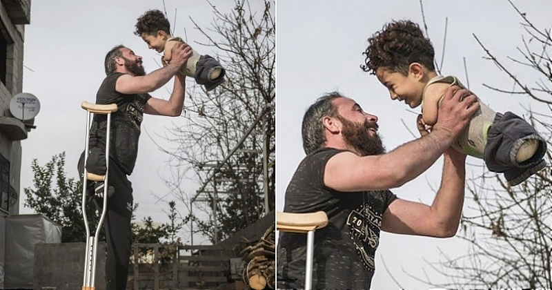 Ce cliché bouleversant d’un père et d’un fils syriens a remporté le prix de photo de l’année